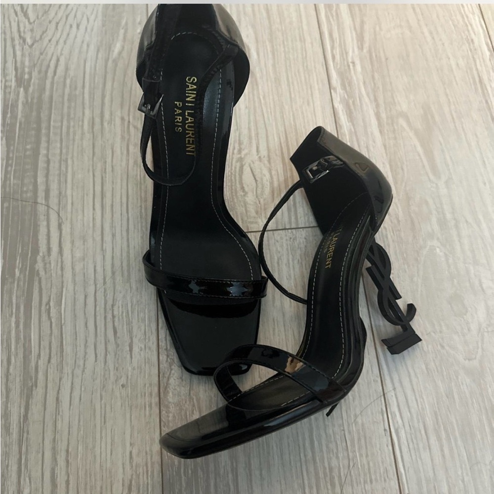 Saint Laurent Glossy Black Heels